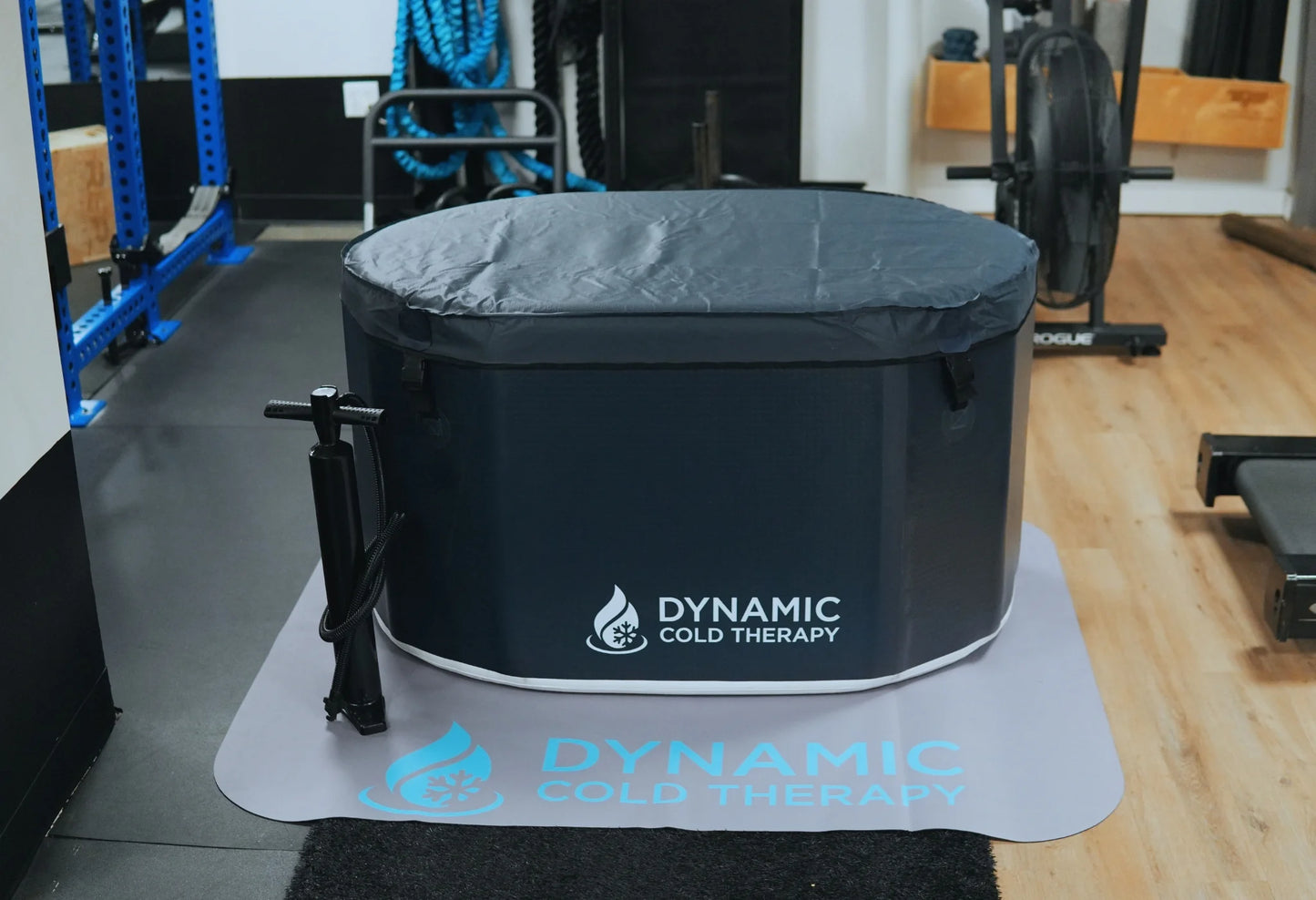 DYNAMIC COLD THERAPY INFLATABLE PLUNGE